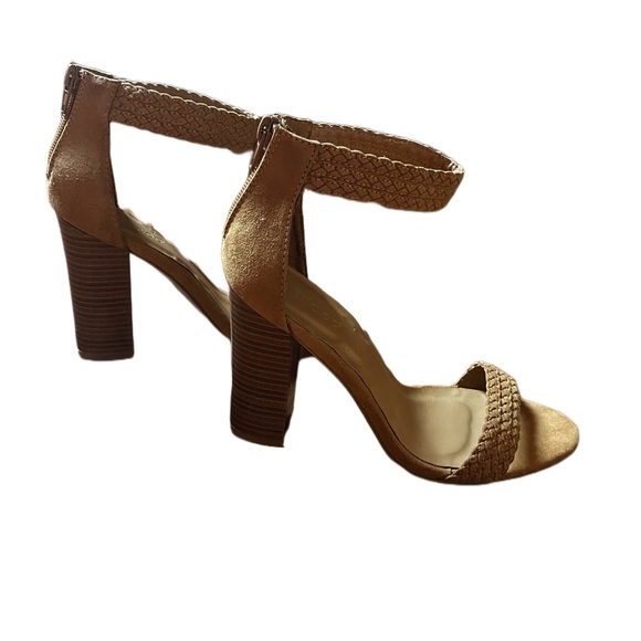Bamboo Braided Open Toe Block Heel - Picture 4 of 10